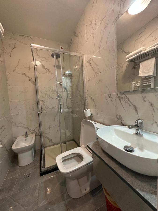 Hotel Midway ميلان المظهر الخارجي الصورة