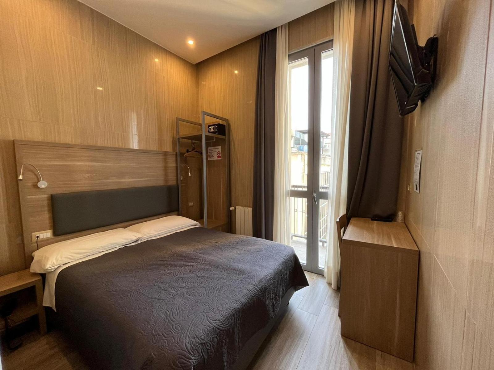Hotel Midway ميلان المظهر الخارجي الصورة