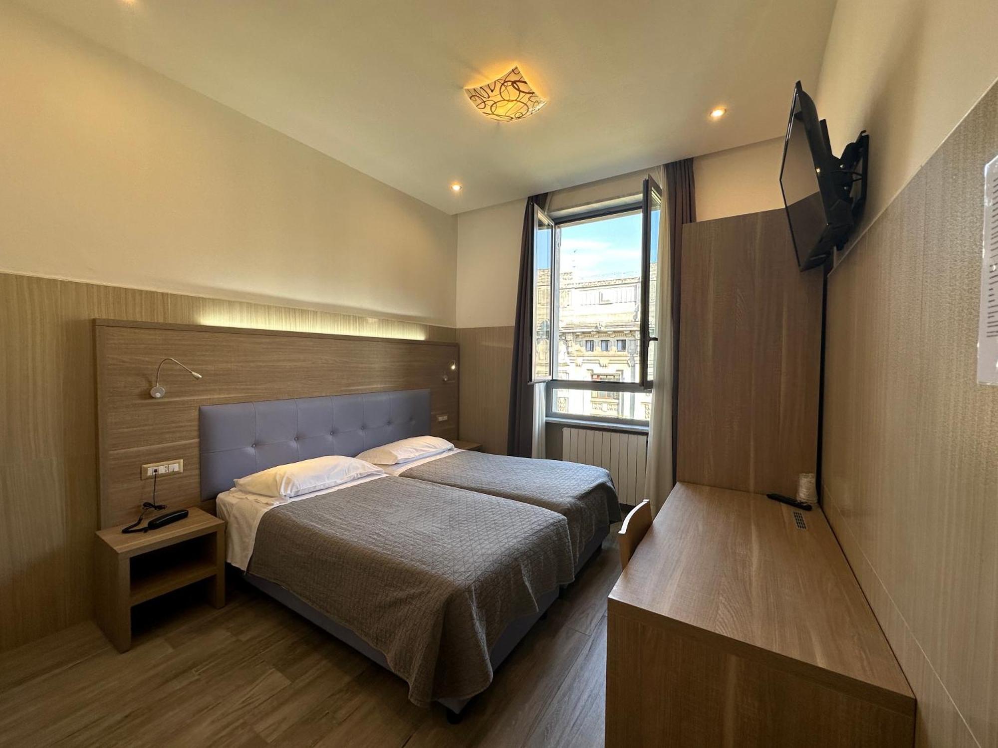Hotel Midway ميلان المظهر الخارجي الصورة