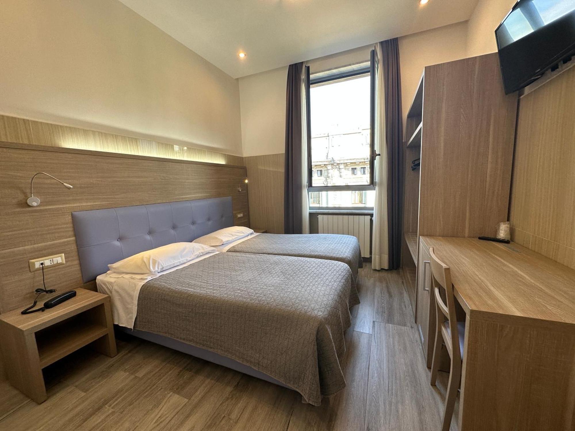 Hotel Midway ميلان المظهر الخارجي الصورة